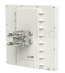 QRT 2 2.4Ghz AP/Backbone/CPE, dual-chain, Gigabit Ethernet